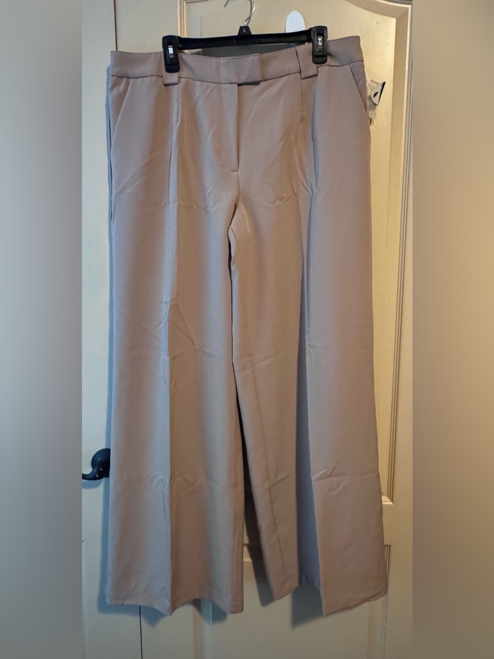 Women's Scoop Wide Leg Trouser
Pants Sz 16” NWT Tan